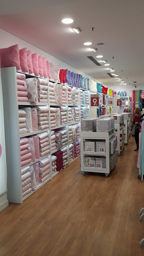 Tienda de ropa de cama TRAMAS en Badalona
