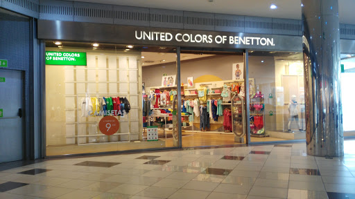 United Colors of Benetton - Tienda de ropa en València Tienda de ropa United Colors of Benetton València