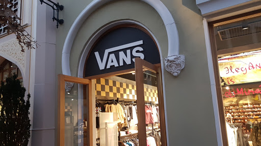 outlet vans madrid Maskim Kompozit A rA nler San. ve Tic. Ltd. A ti